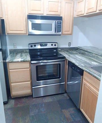 2nd image of 1222 The Pointe Dr