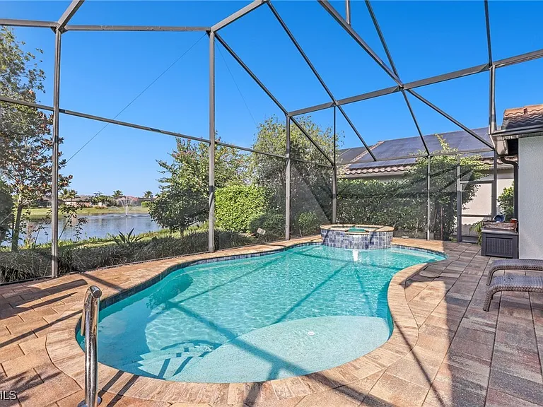 23273 Salinas Way — Photo 39