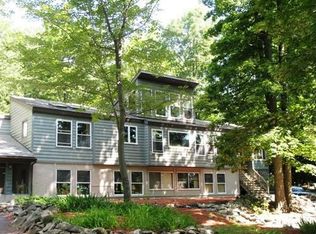 1322 Greenville Tpke, Port Jervis, NY 12771