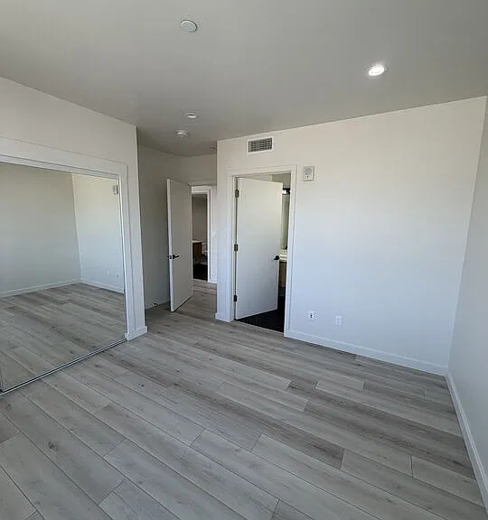 124 S Croft Ave #303 — Photo 25