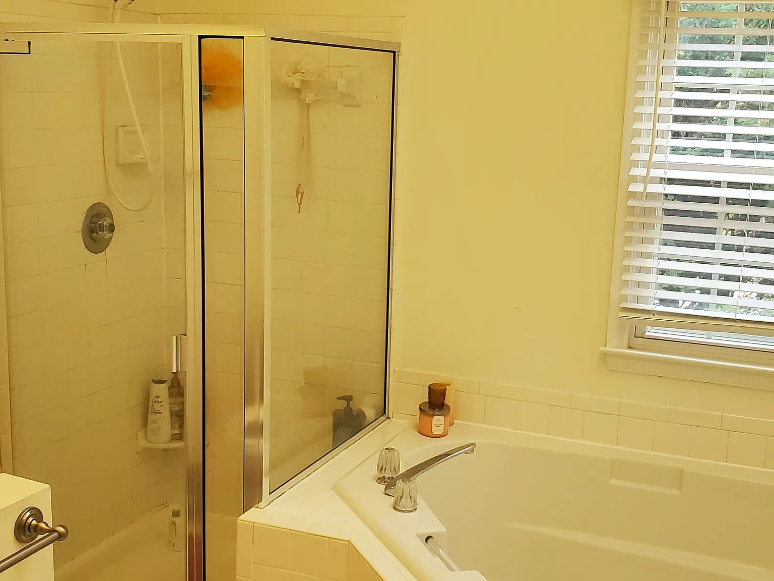 3 bed, 2062 sqft, $3,000 — Photo 4