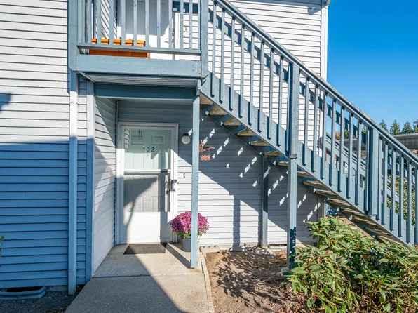 730 SE 8th Avenue #B102, Oak Harbor, WA 98277