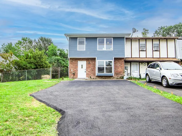 12 Columbine Court, Middletown, NY 10940