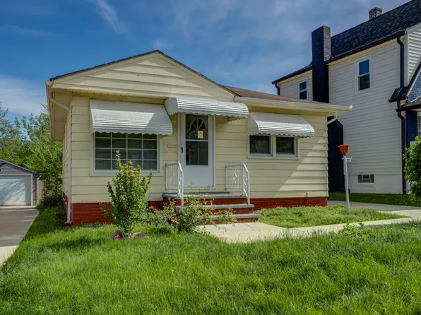 4407 Woodway Rd, Parma, OH 44134