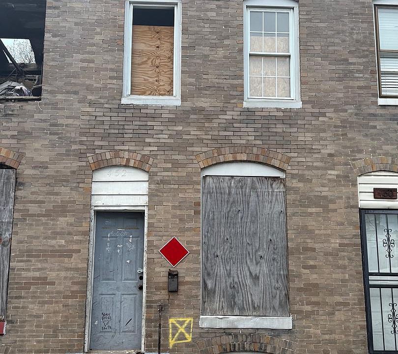 1st image of 452 Furrow St