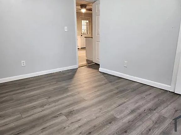 4th image of 29 Peck St #1