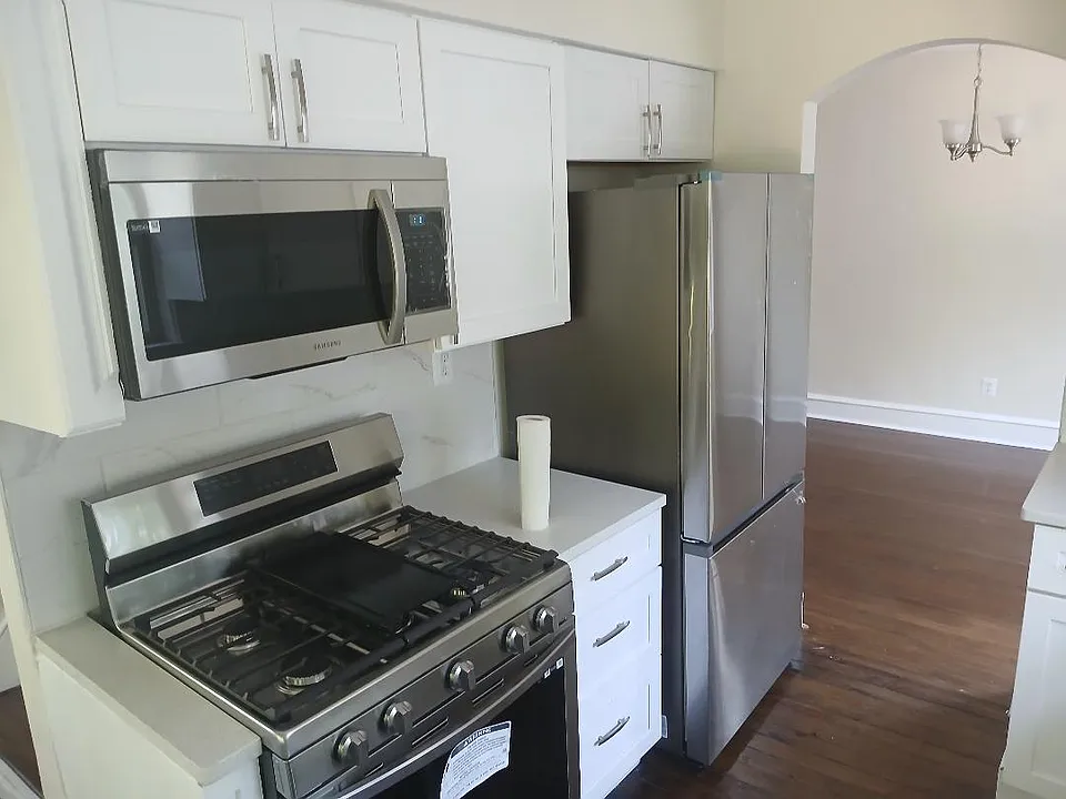 45 Elm Ave
