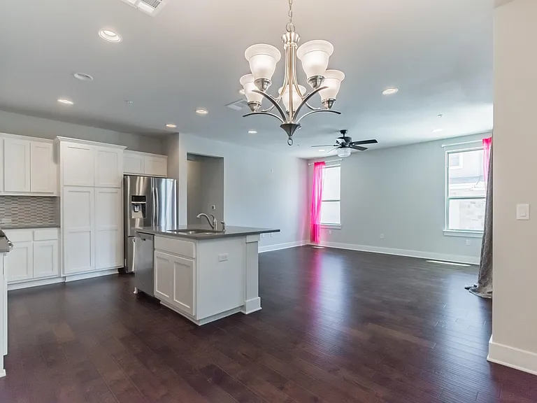 13800 Lyndhurst St #221 — Photo 14