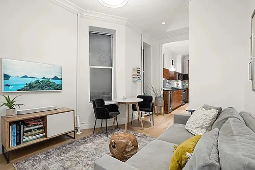 45 Perry St #3 Photo 1