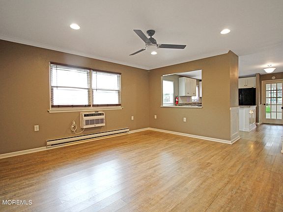 5th image of 24b Yorktowne Parkway