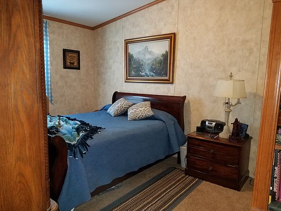5th image of 28 Lucy Ln
