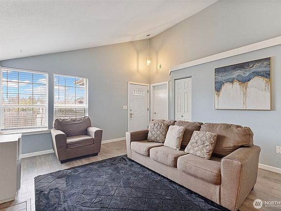 5th image of 1218 S 93rd Street