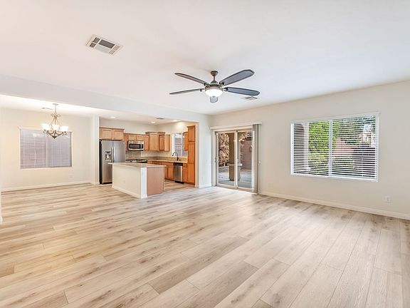2nd image of 10822 La Florentina Ave