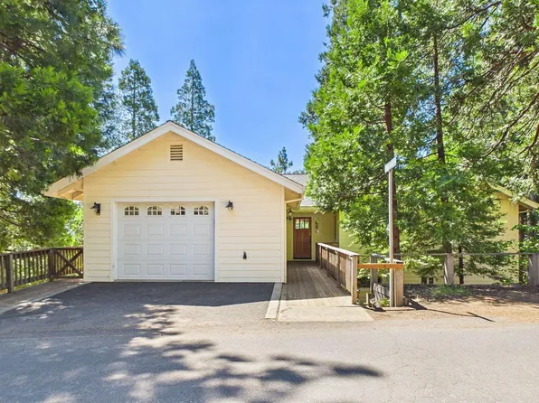 20661 Hekeke Ln, Mi Wuk Village, CA 95346