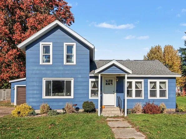 504 W Main St, Hopkins, MI 49328