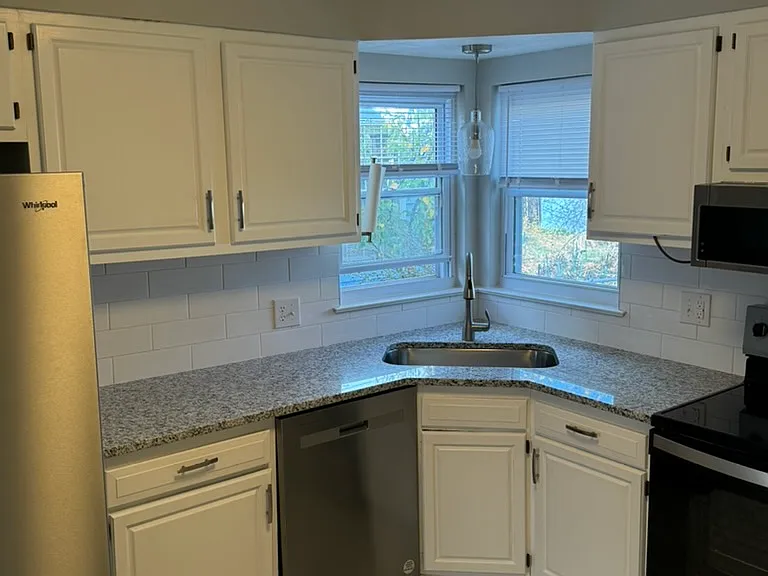 736 Chelsea Ave — Photo 11