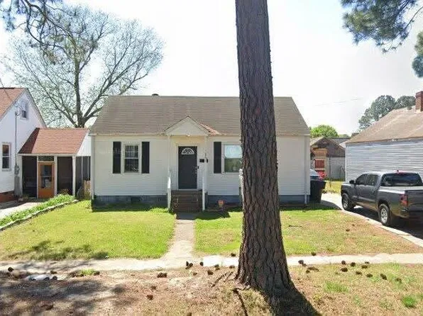 12 Gillis Rd, Portsmouth, VA 23702