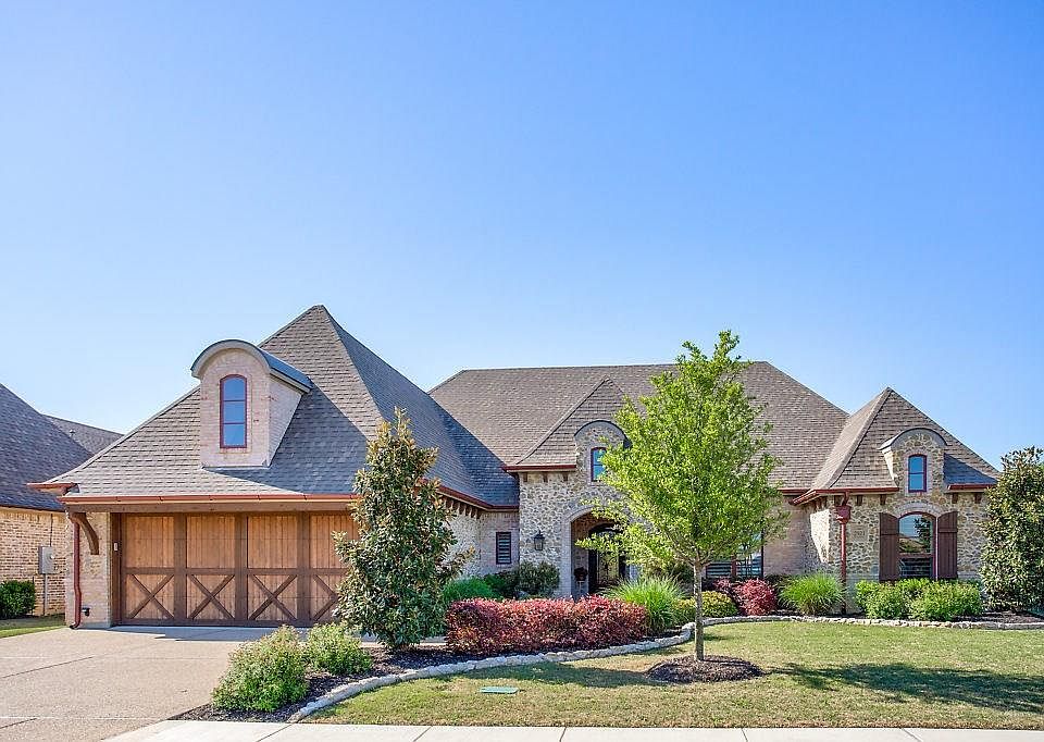1st image of 2921 Riverbrook Way