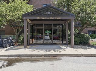 1321 Worcester Rd APT 104, Framingham, MA 01701