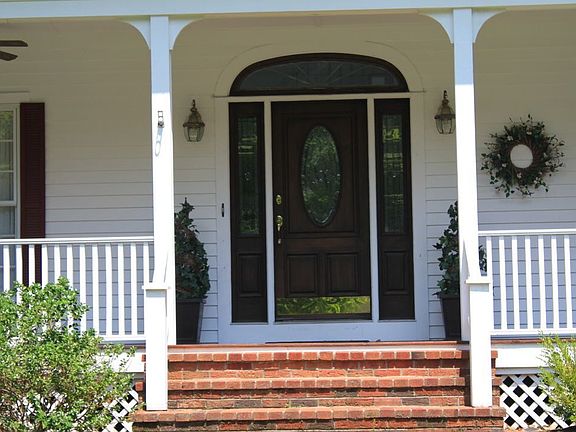 2nd image of 19 Hearthstone Dr
