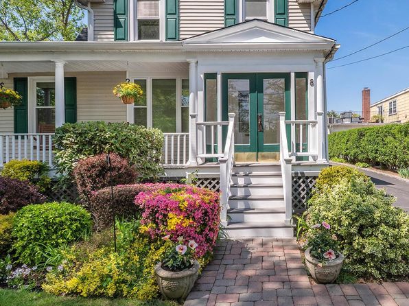 8 Glen Avenue, Sea Cliff, NY 11579