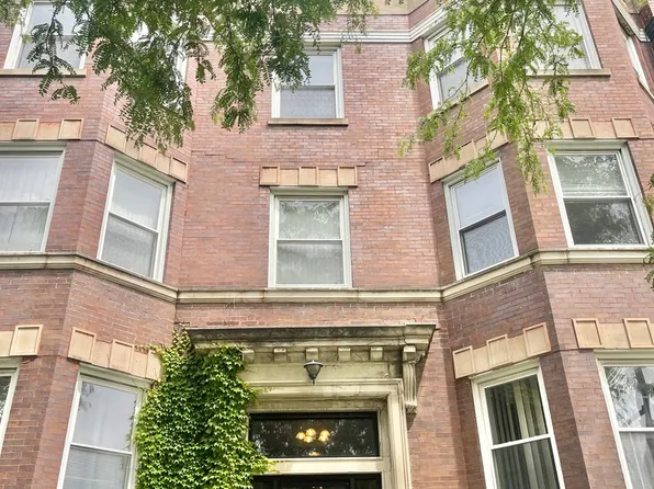 4451 S Indiana Ave APT 2S, Chicago, IL 60653