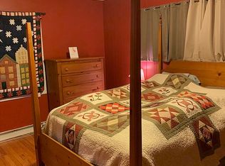 35 Woodcrest Dr, Glenville, NY 12302
