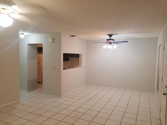 4th image of 704 Northlake Dr