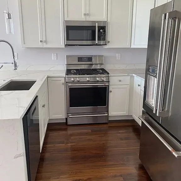 519 Broadway #403 — Photo 7