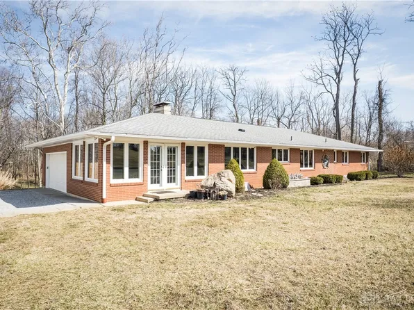 7684 New Paris Gettysburg Rd, New Paris, OH 45347