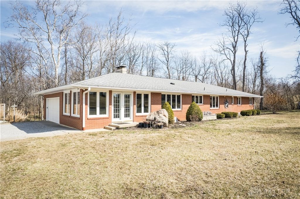 Real estate listing image