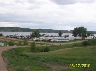 8 Marina Rd, Mandaree, ND 58757