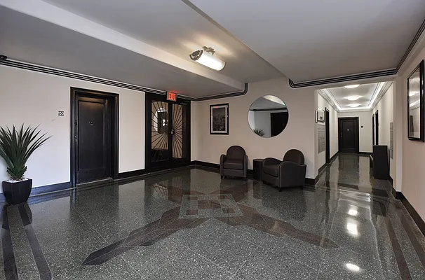 Sold by Remax Edge | media 17
