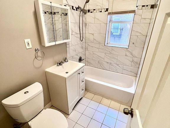 3rd image of 285 Lincoln Ave APT 24