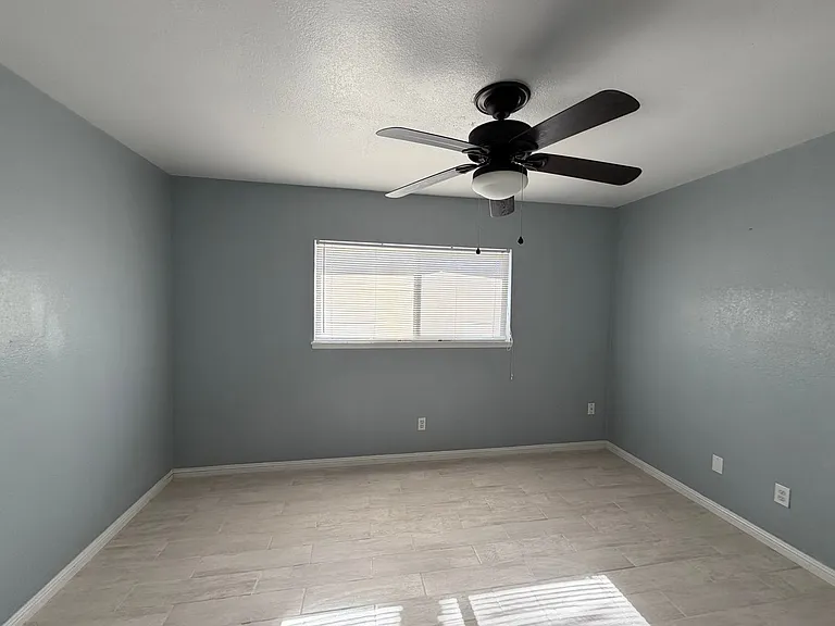 4309 Rosewall St — Photo 17