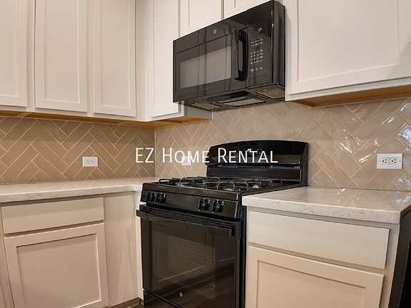 3rd image of 5507 Evanston Ln