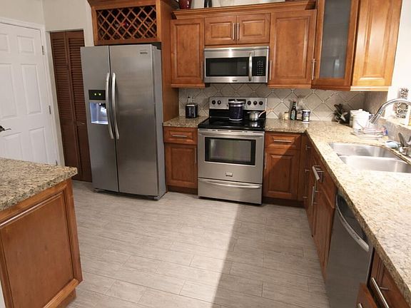 2nd image of 223 Foxtail Drive #C