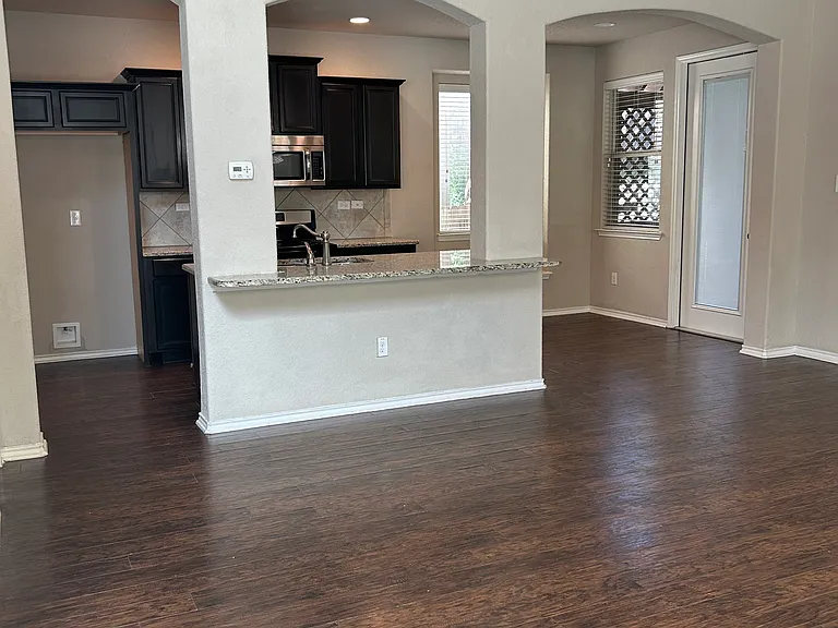 1307 Tweed Willow — Photo 5