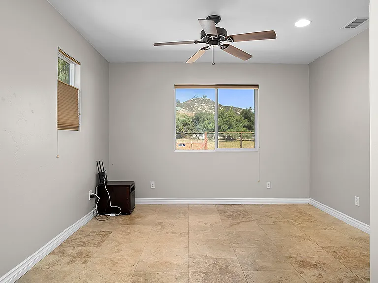 2629 N Twin Oaks Valley Rd N — Photo 20