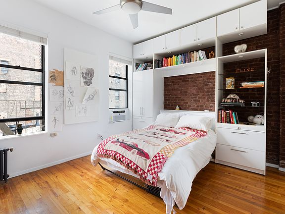 4th image of 32 Jones St APT 4D