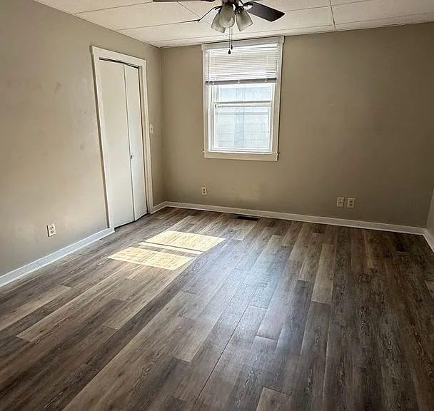 904 W Main St — Photo 4