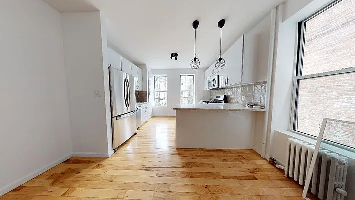 Rented by Bond New York | media 1