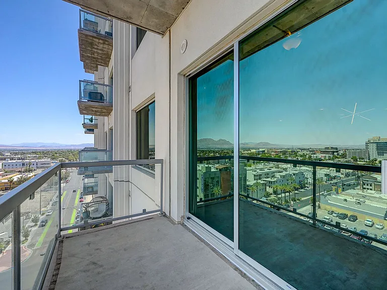 900 Las Vegas Blvd S #816 — Photo 33