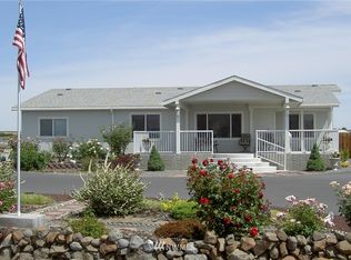 617 Sunset Blvd N, Mattawa, WA 99349