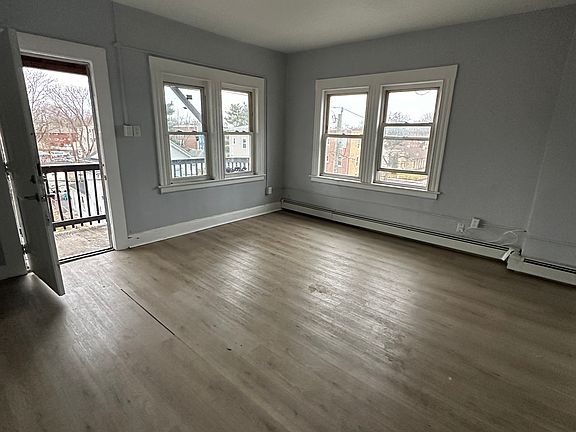 2nd image of 9 West St #E3
