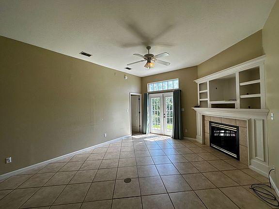 4th image of 1141 High Meadow Dr
