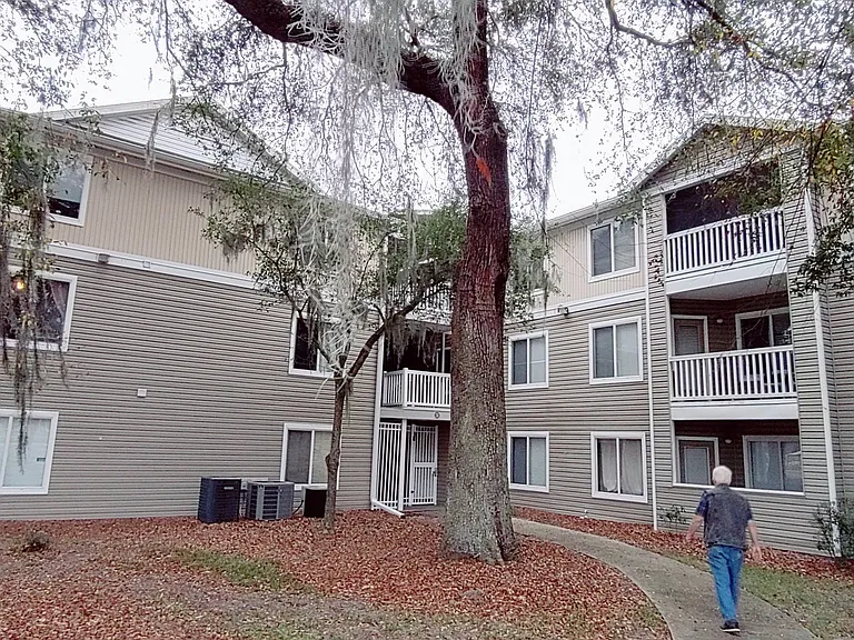 4000 SW 23rd St #4207 — Photo 16