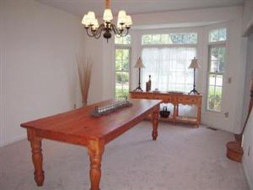 3rd image of 1323 Chaucer Pl