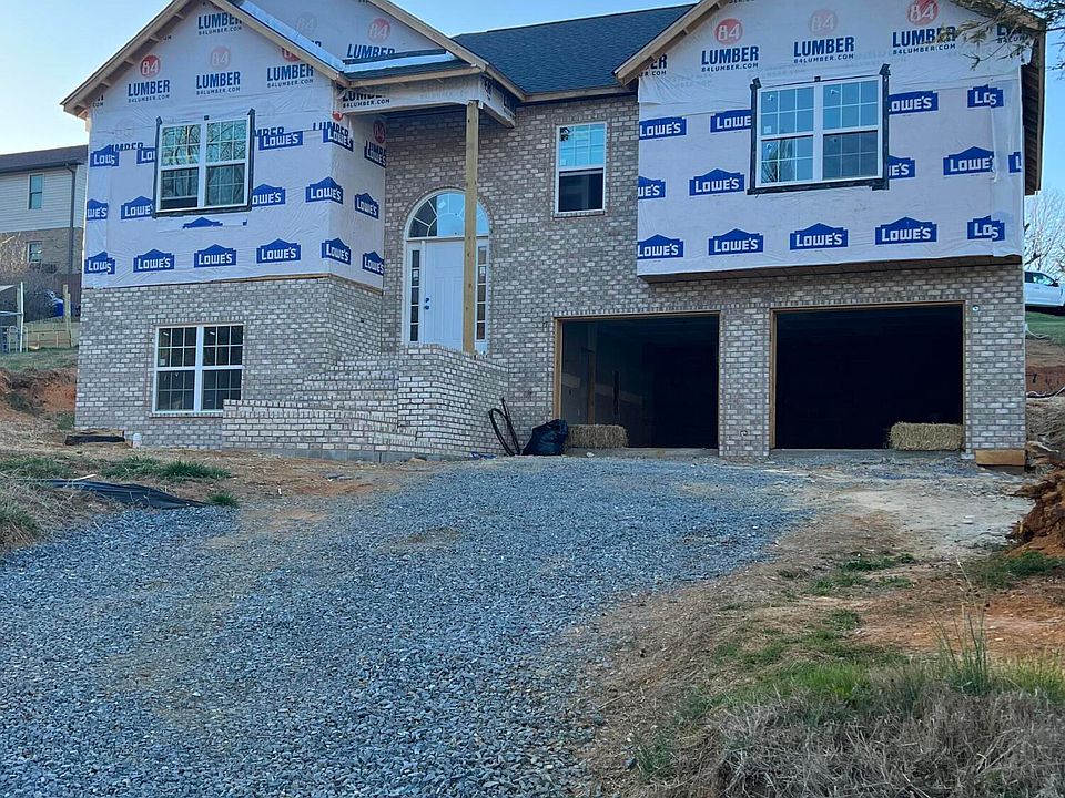 2nd image of 705 Carter Blvd