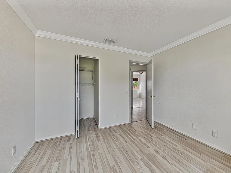 4583 NW 7th Pl — Photo 31